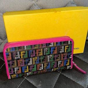 Fendi Zucchino Spalmati FF Multicolor Zip Wallet